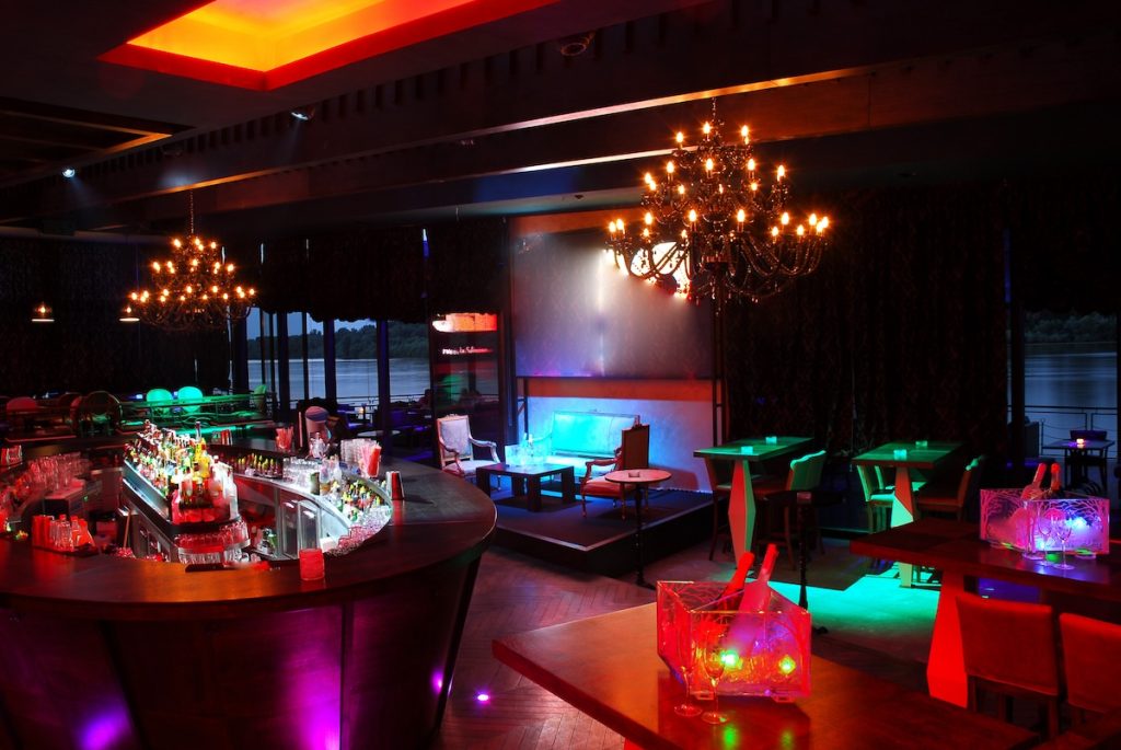 Bar and Nightclub Cleaning Services &ndash; Vancouver Office Cleaners